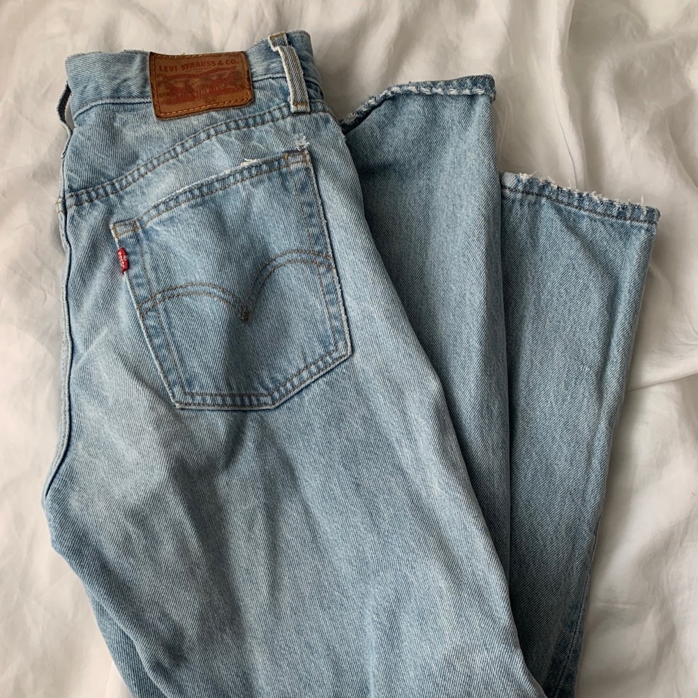 Levi’s wedgie jeans